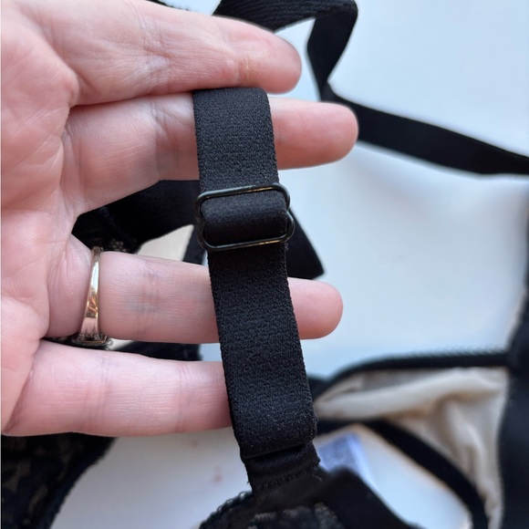 Wacoal Women’s Lace Finesse T-Shirt Bra Black Lace Size 38B - Picture 6 of 9